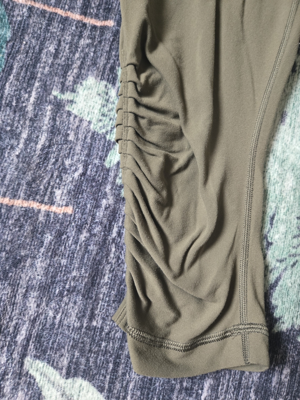 Lululemon Align™ Crossover Waist HR Jogger 25" Dark Olive/Snakeskin Size 4 Rare - Picture 7 of 9